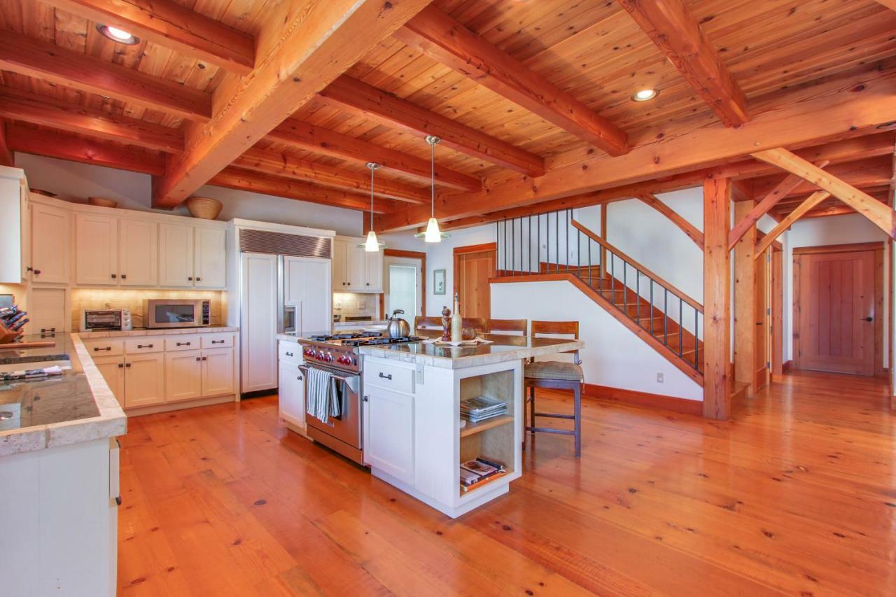 Bottle Bay Lakefront Lodge Sandpoint Εξωτερικό φωτογραφία